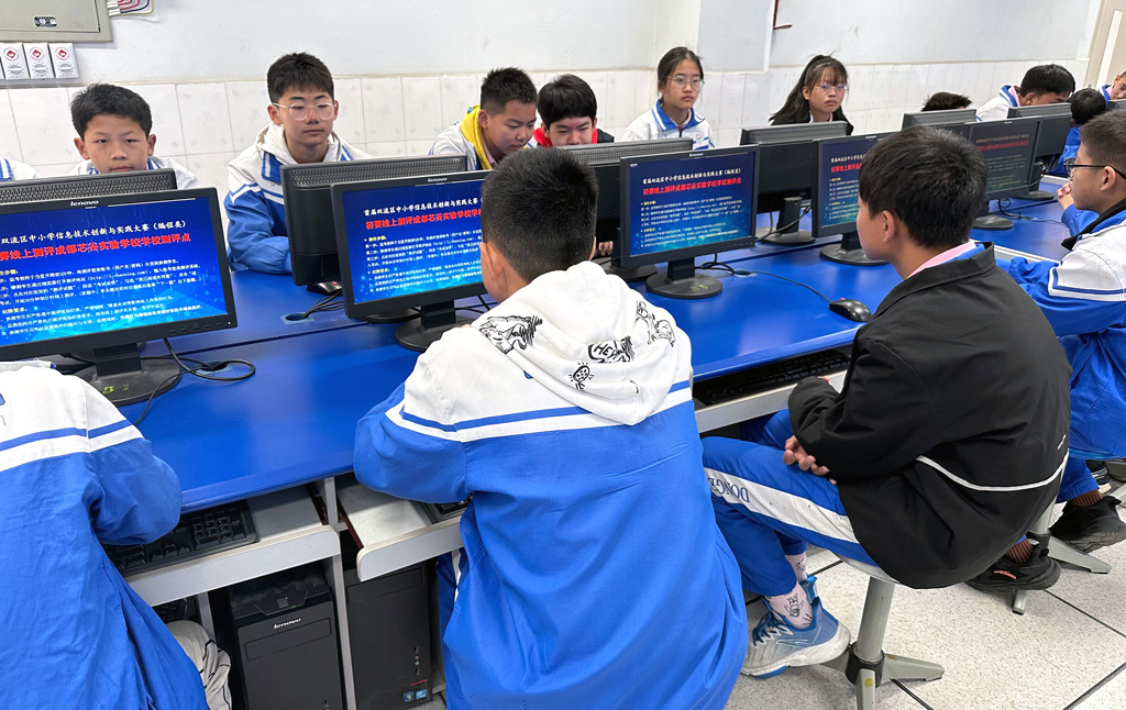 1680707125209012.jpg 芯谷实验学校.jpg