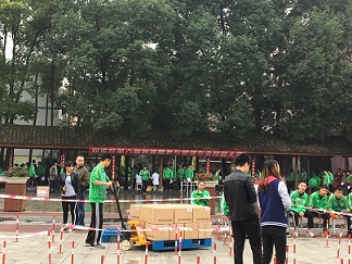 堆码及手动搬运车操作竞赛现场