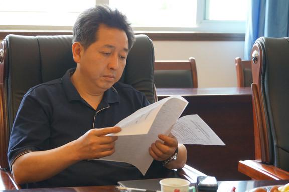 马振海一行到县研培中心调研